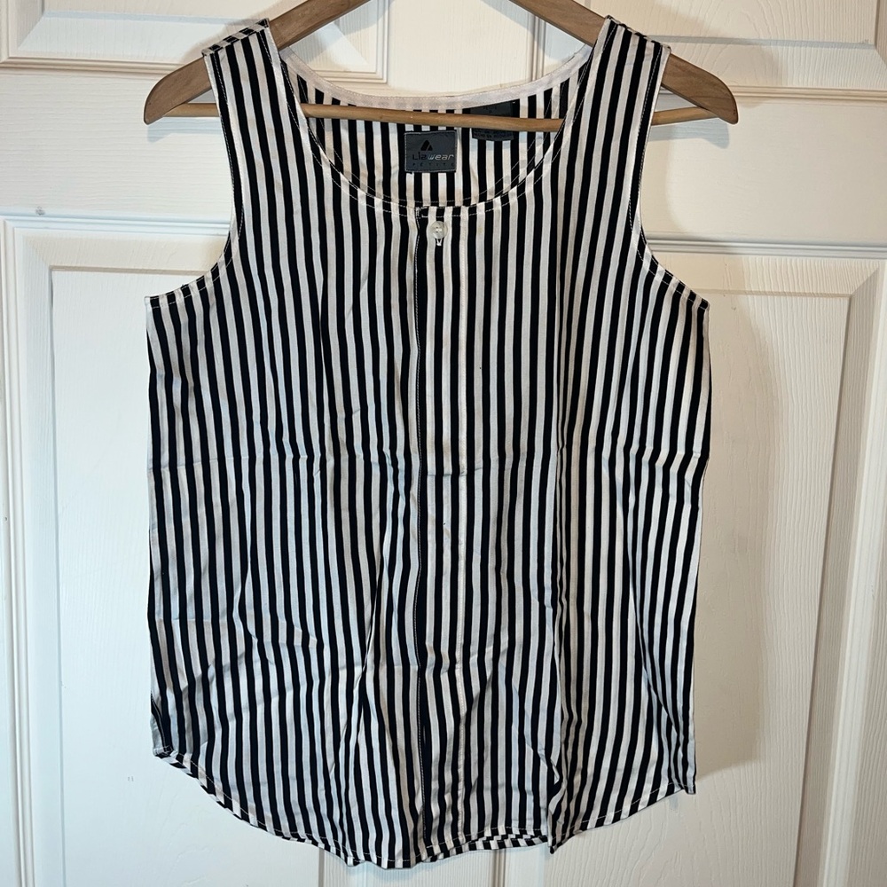 Chic Striped Black and White Tank Top